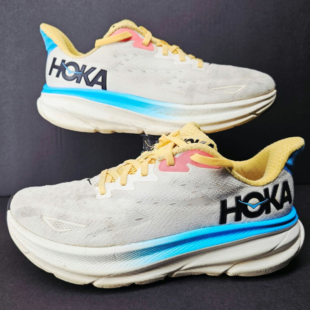Hoka Women 8 Comfy footwear
